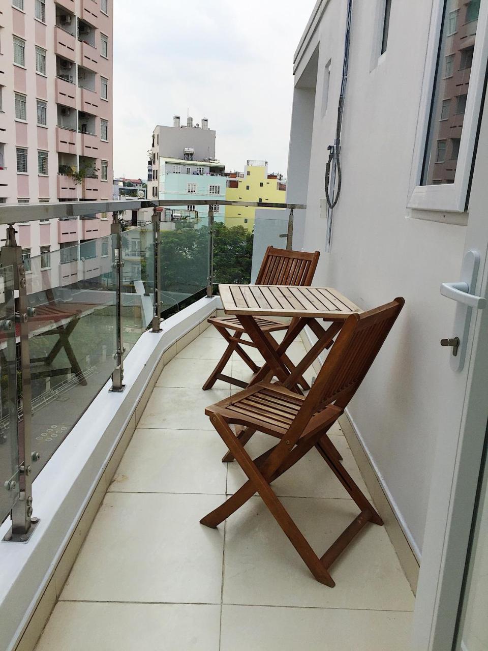 M-H Serviced Apartment Thành Pho Ho Chí Minh Esterno foto