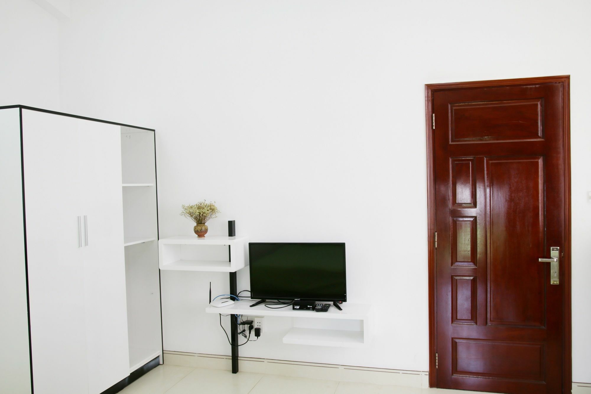 M-H Serviced Apartment Thành Pho Ho Chí Minh Esterno foto